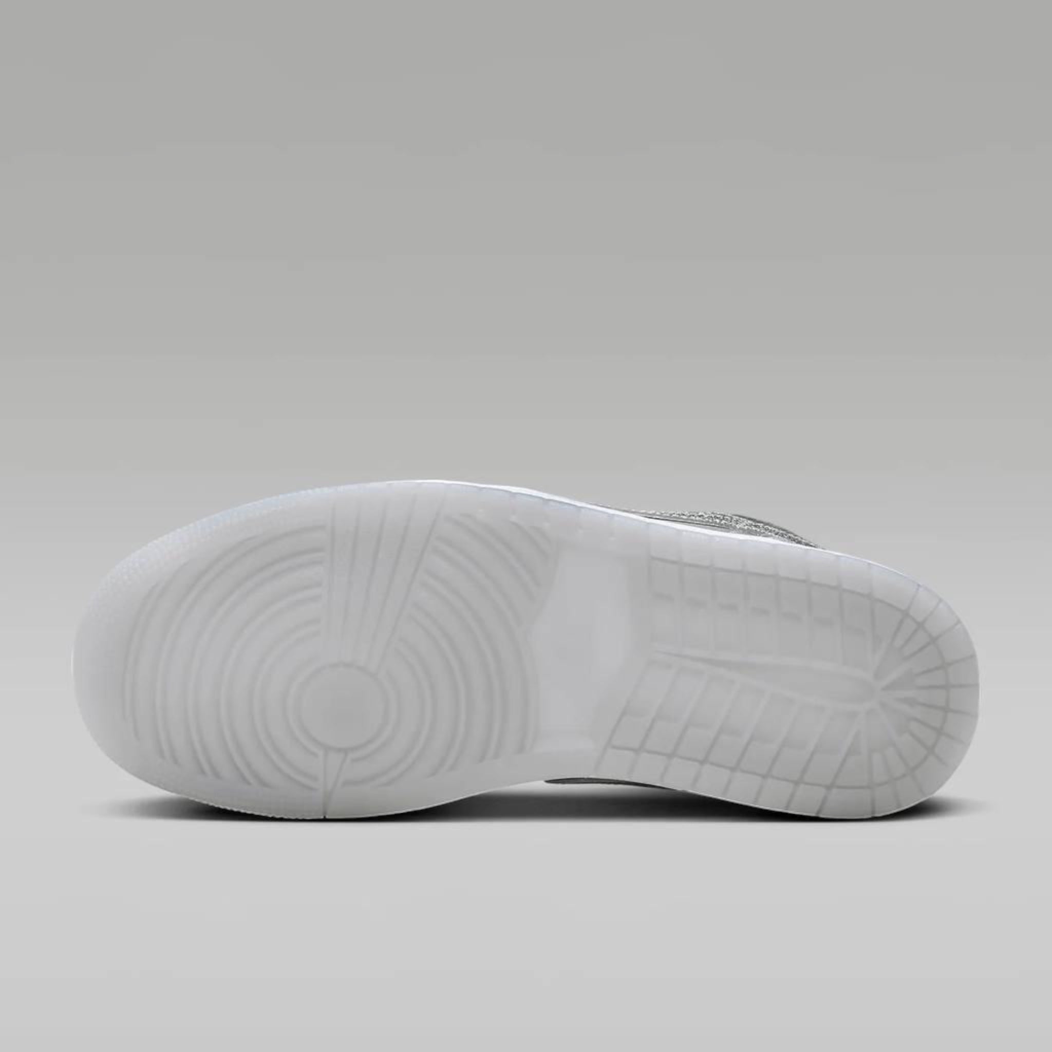 Mike Wmns Ar jrdn 1Low