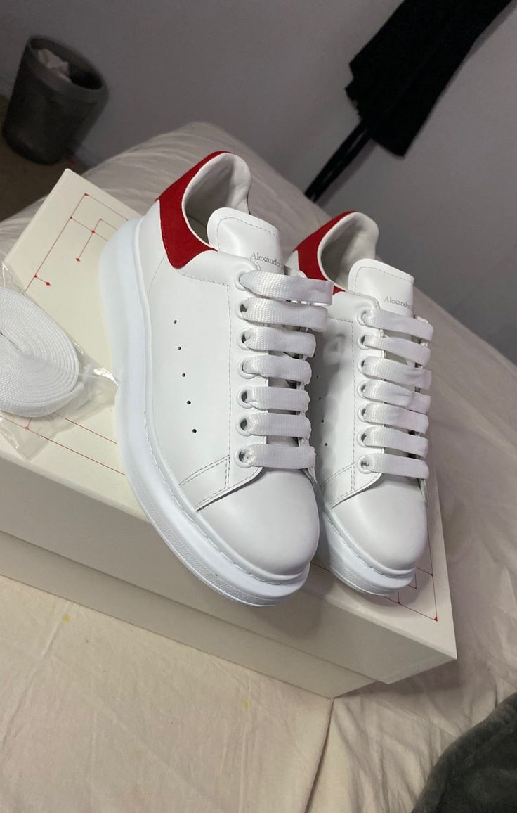 Alexander McQueen Sneakers Beyaz Kırmızı