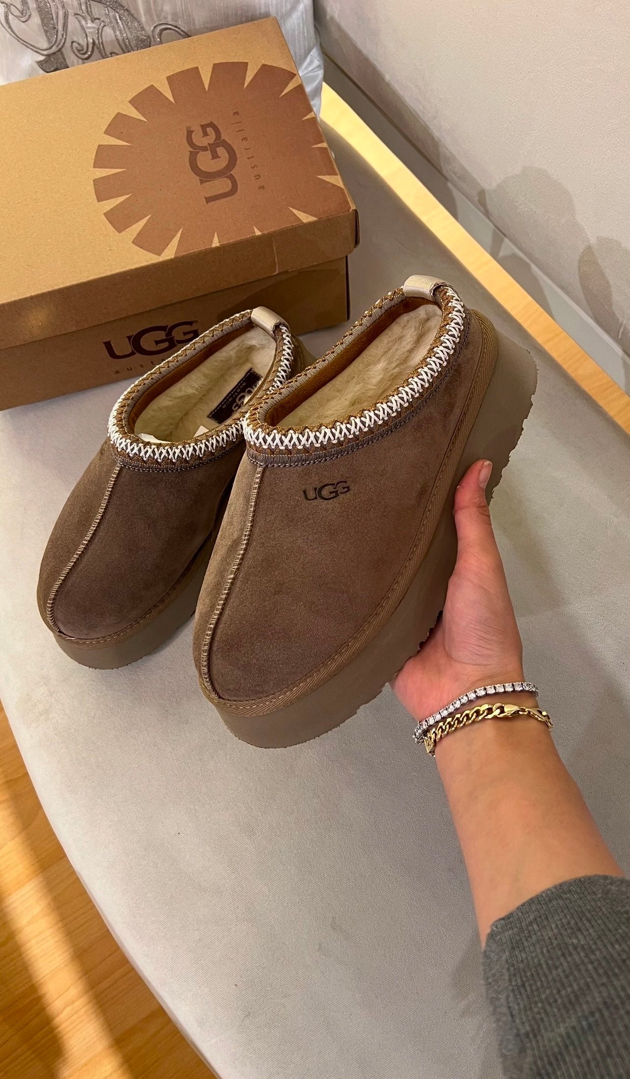 Ugg  Tazz Boots Koyukahve