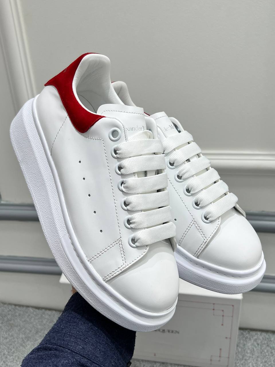 Alexander McQueen Sneakers Beyaz Kırmızı