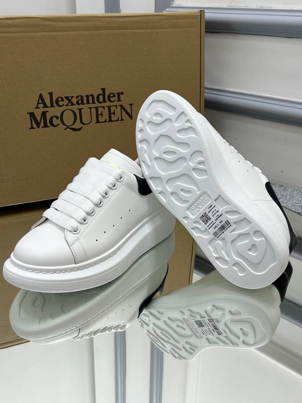 Alexander McQueen Sneakers Beyaz Siyah