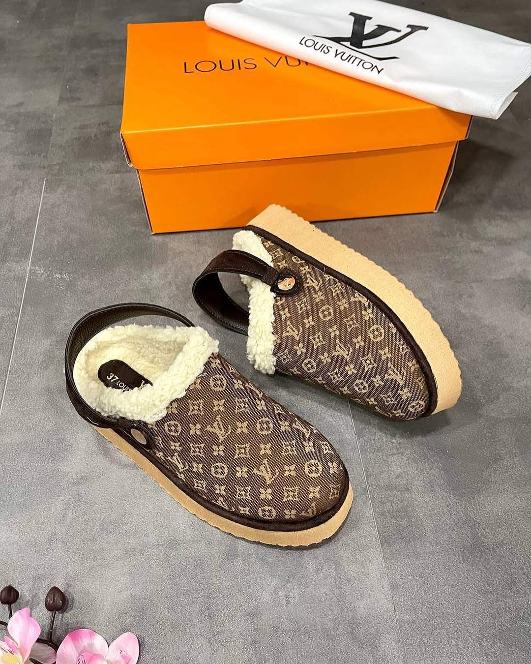 UGG x Louis Vuitton Kahverengi Boots