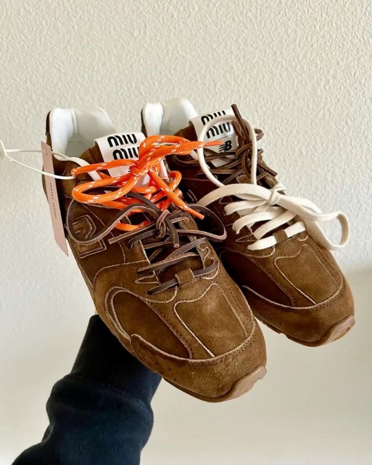 Miu Miu x New Balance 530  Kahverengi