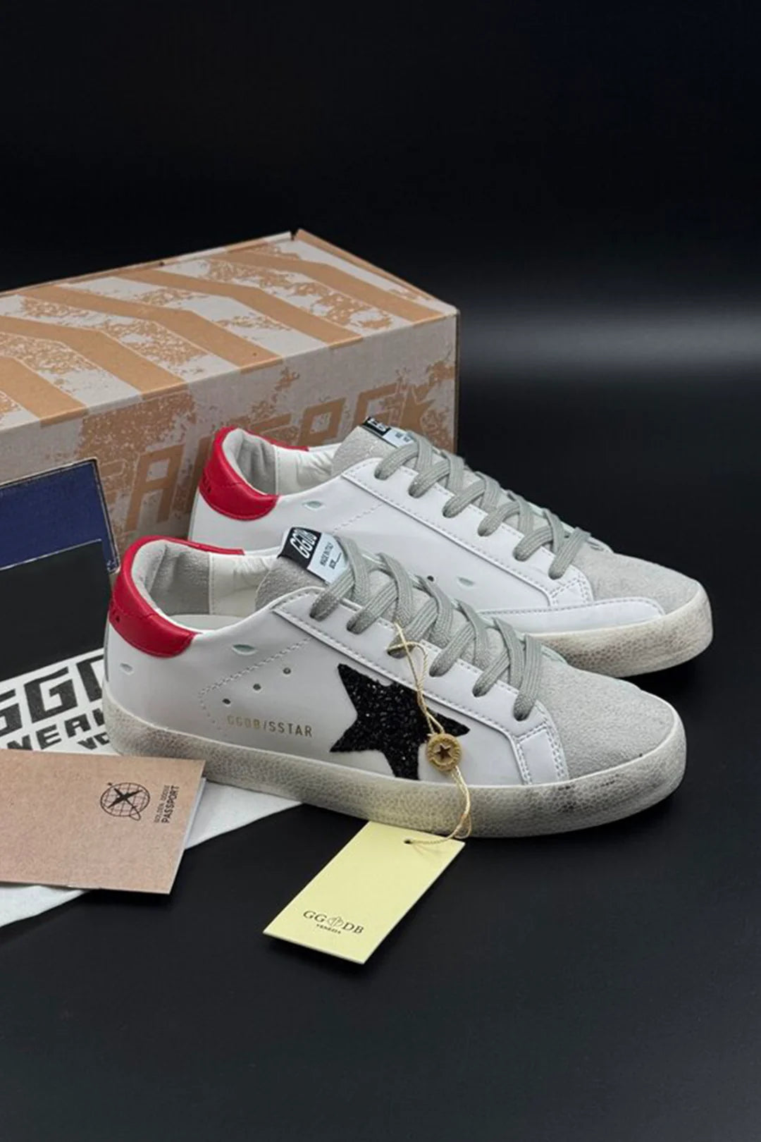 Golden Goose low-Top Superstar Beyaz Siyah Kırmızı Sneakers