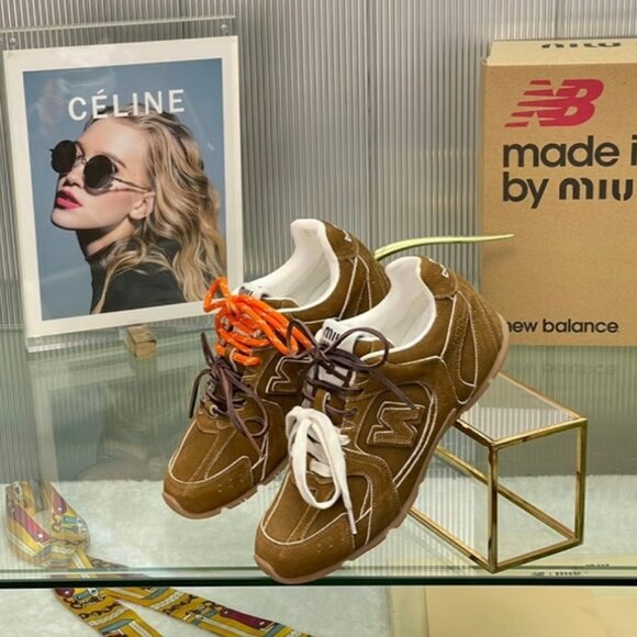 Miu Miu x New Balance 530  Kahverengi